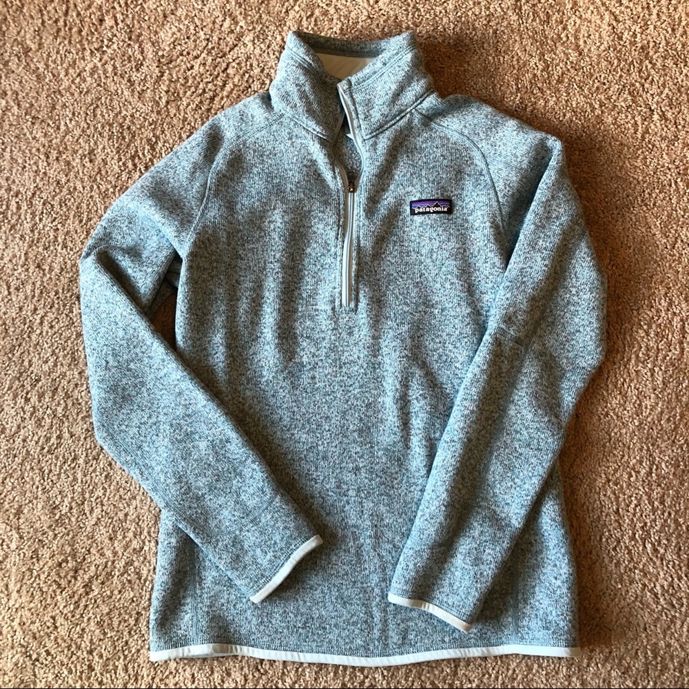 Light blue Patagonia 3/4 zip Fleece